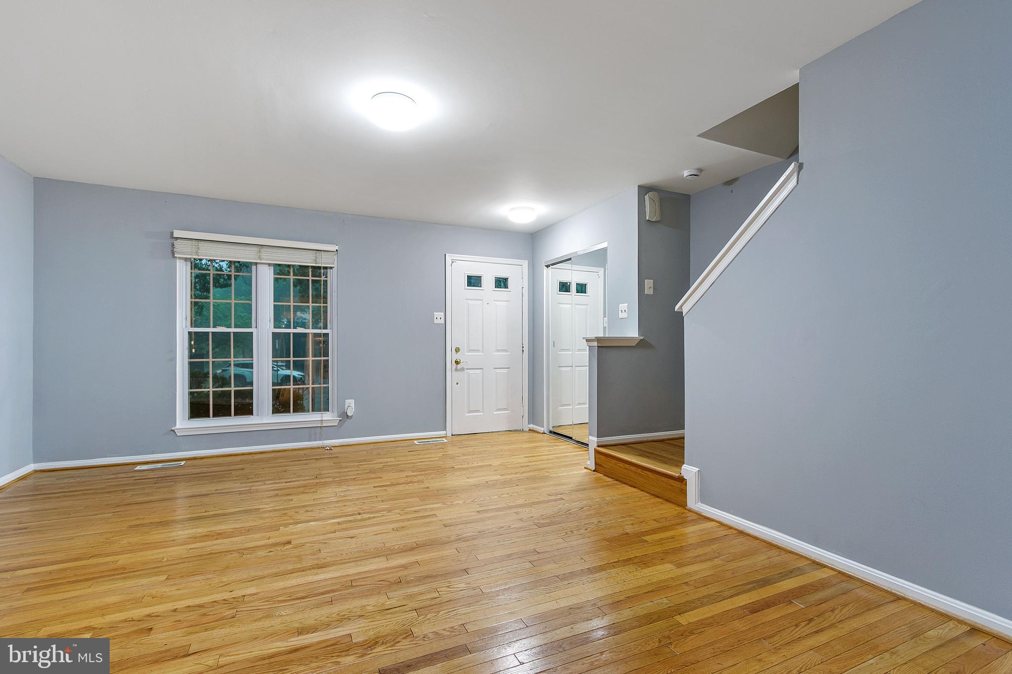 4 Habersham Court Silver Spring, MD 20906 - Photo 4 of 21 Front door into Living Room