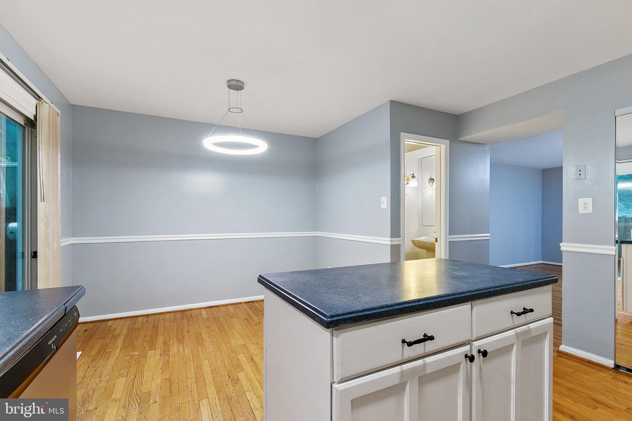 4 Habersham Court Silver Spring, MD 20906 - Photo 10 of 21 Dining room