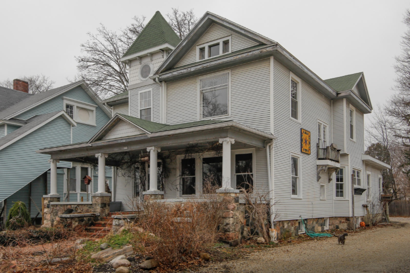 502 East Chicago Road Sturgis, MI 49091 - Photo 1 of 32 502 E Chicago Rd-101