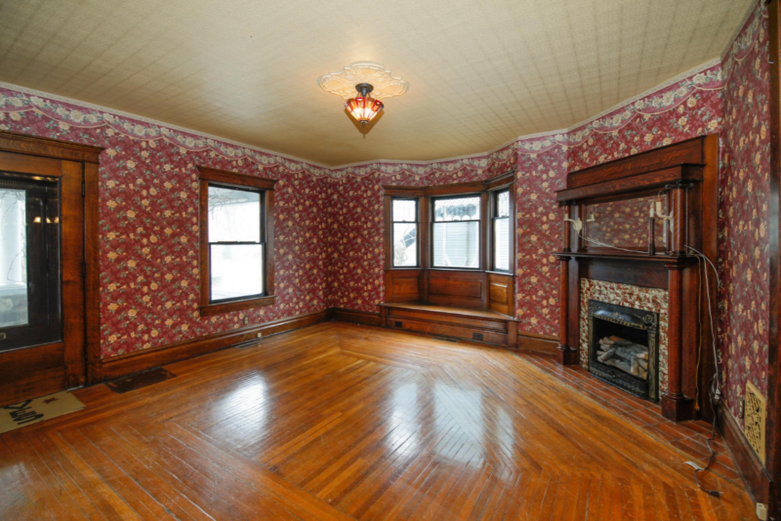 502 East Chicago Road Sturgis, MI 49091 - Photo 4 of 32 502 E Chicago Rd-104