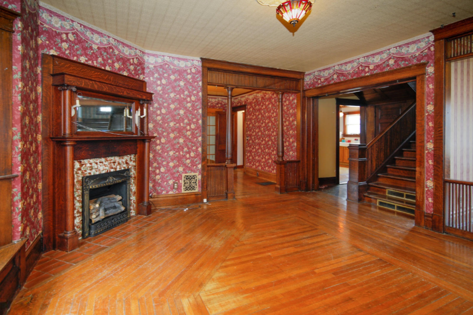 502 East Chicago Road Sturgis, MI 49091 - Photo 5 of 32 502 E Chicago Rd-105