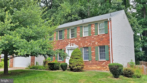 $935,000 | 5908 Oakland Park Drive, Burke, VA 22015