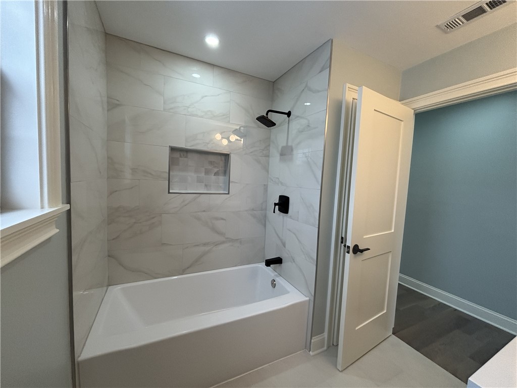 38 Ashburne Street Pawtucket, RI 02861 - Photo 12 of 23