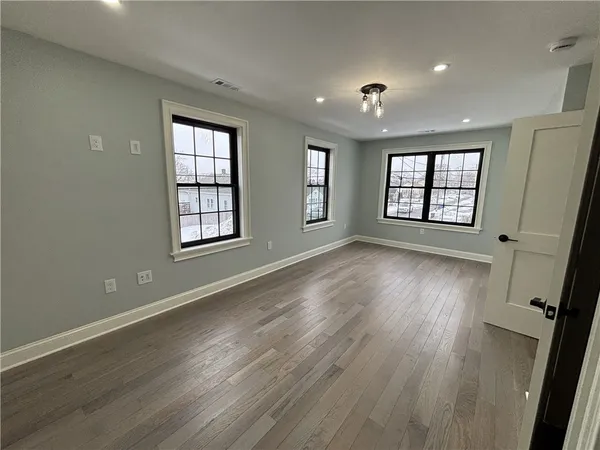 $649,999 | 38 Ashburne Street, Pawtucket, RI 02861