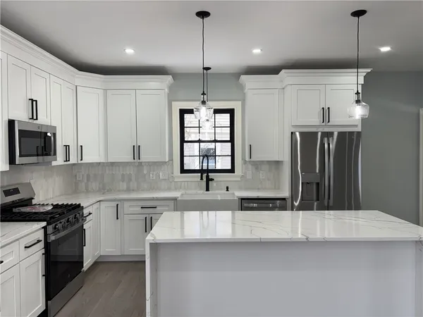 $649,999 | 38 Ashburne Street, Pawtucket, RI 02861