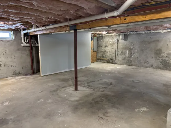 $649,999 | 38 Ashburne Street, Pawtucket, RI 02861