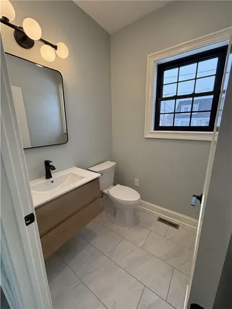 $649,999 | 38 Ashburne Street, Pawtucket, RI 02861