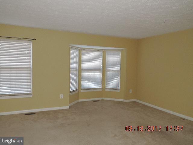 112 Oliver Heights Road Owings Mills, MD 21117 - Photo 3 of 13 Living Room