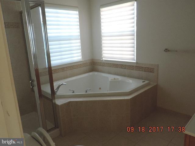 112 Oliver Heights Road Owings Mills, MD 21117 - Photo 8 of 13 Bath (Master)