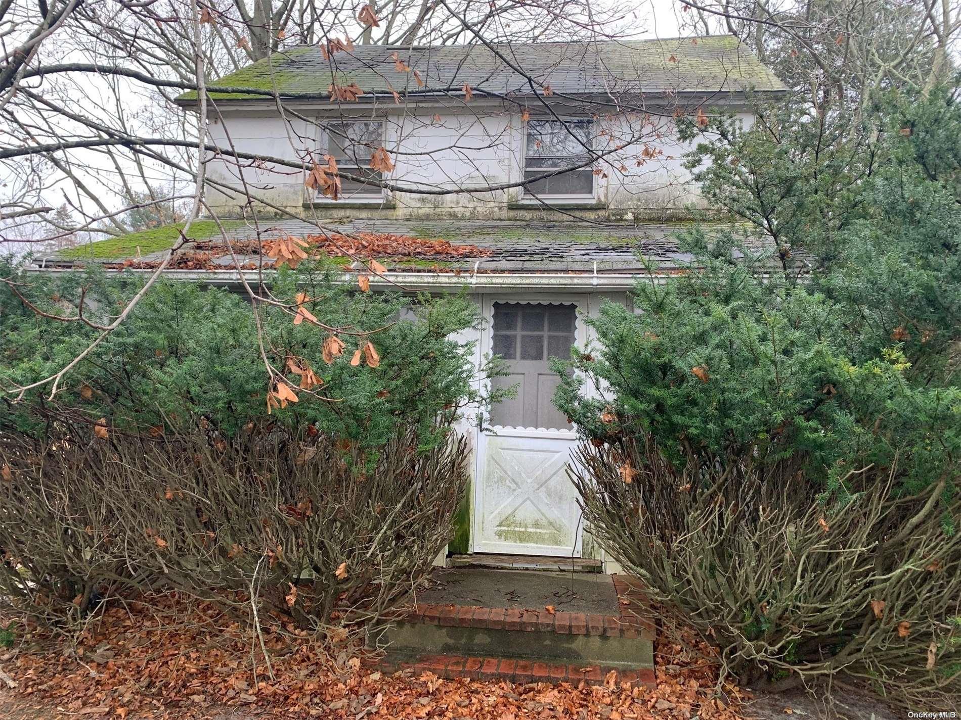 455 Middle Road Riverhead, NY 11901 - Photo 1 of 1 Gallery Image 1