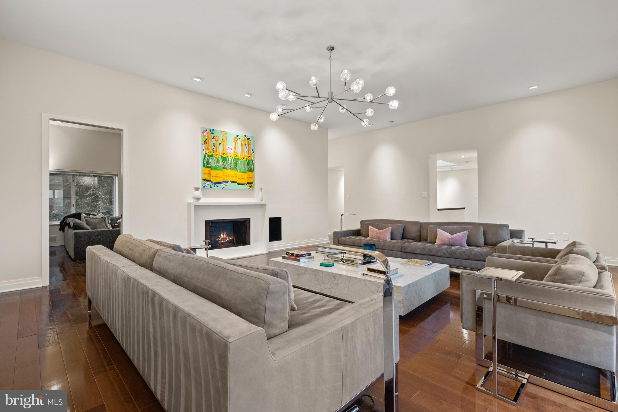 3251 Prospect Street Northwest, Unit 402 Washington, DC 20007 - Photo 5 of 50 Living Room