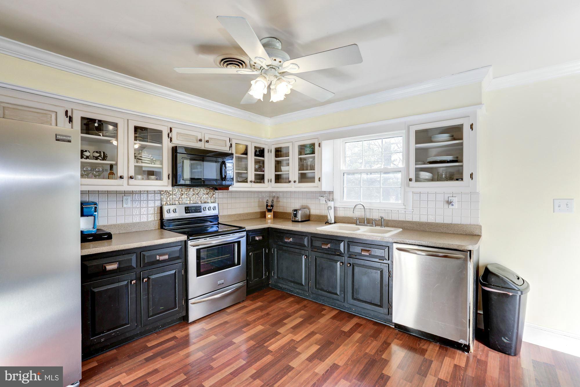 727 Rolling Ridge Drive Westminster, MD 21157 - Photo 6 of 21 Kitchen