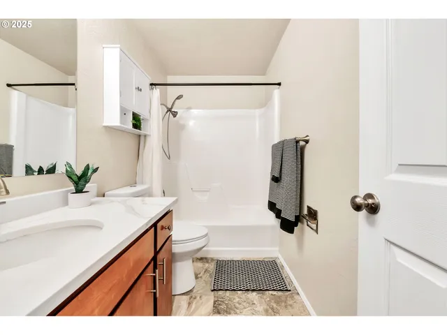 $259,000 | 1474 Fetters Loop, Eugene, OR 97402