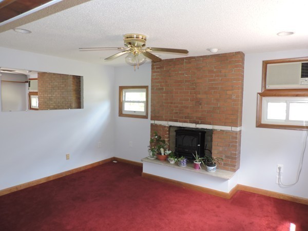 44 Jennings Street Springfield, MA 01119 - Photo 4 of 16