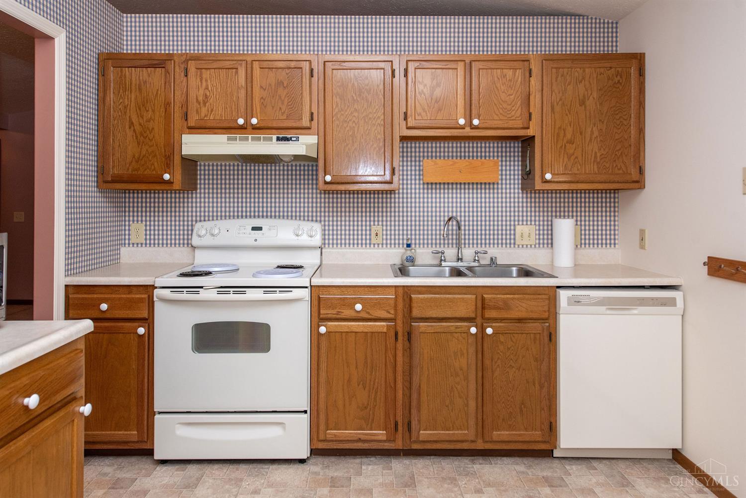 3941 School Section Road, Unit 16 Cincinnati, OH 45211 - Photo 18 of 32