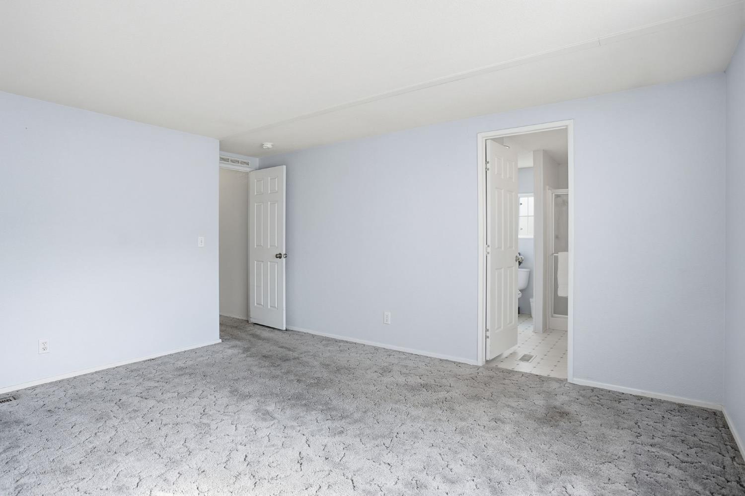 700 2nd Street, Unit 40 Galt, CA 95632 - Photo 27 of 35 a view of an empty room