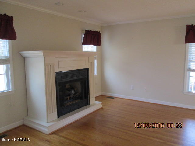 122 Virginia Road Littleton, NC 27850 - Photo 5 of 15 IMG_3754