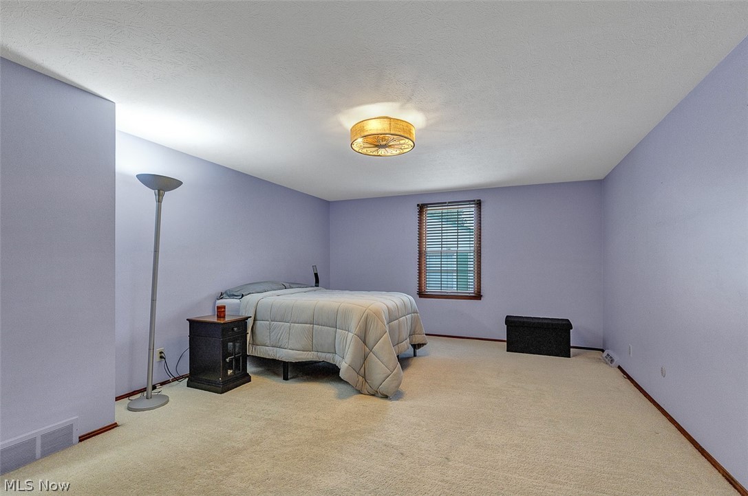 5045 Clubside Road Lyndhurst, OH 44124 - Photo 27 of 46 Gallery Image 27