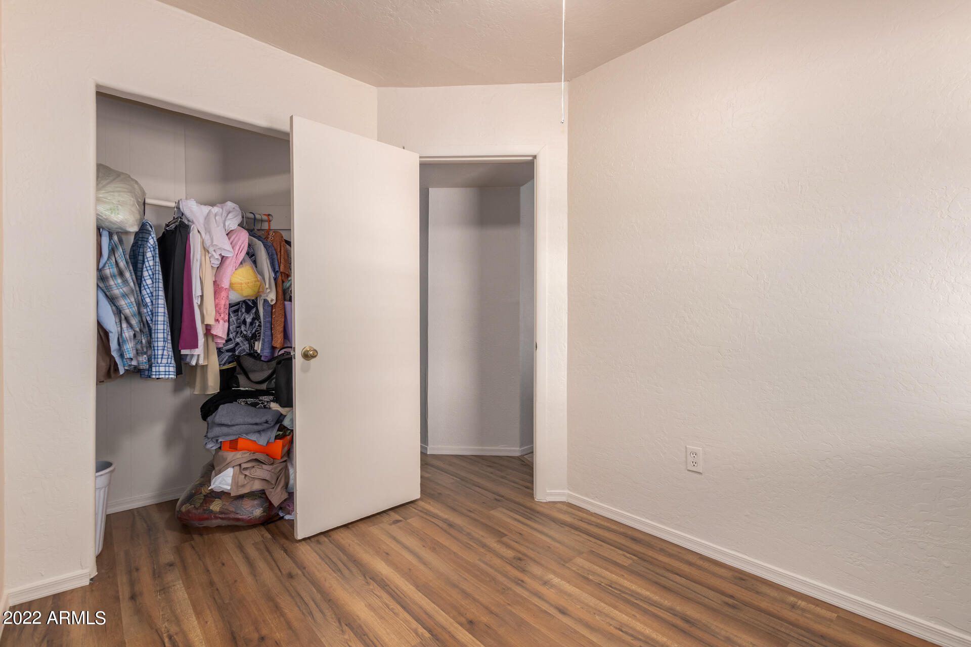 3129 West Monte Vista Road Phoenix, AZ 85009 - Photo 11 of 23 11
