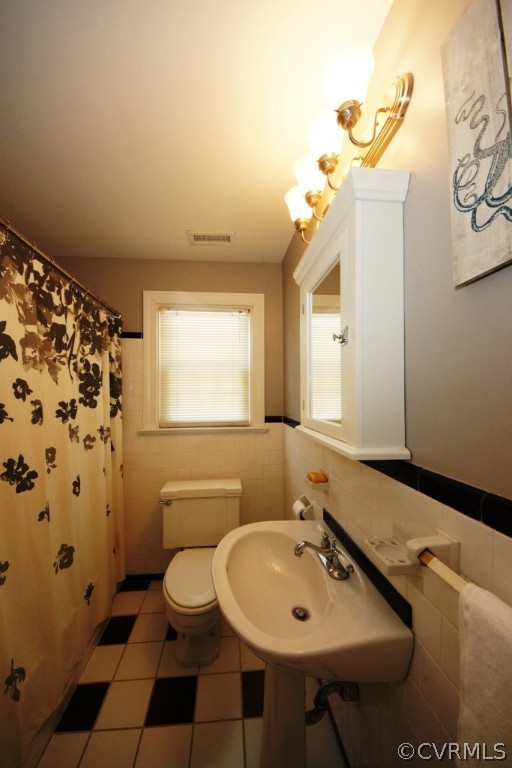 7725 Cherokee Road Richmond, VA 23225 - Photo 16 of 19 Gallery Image 16