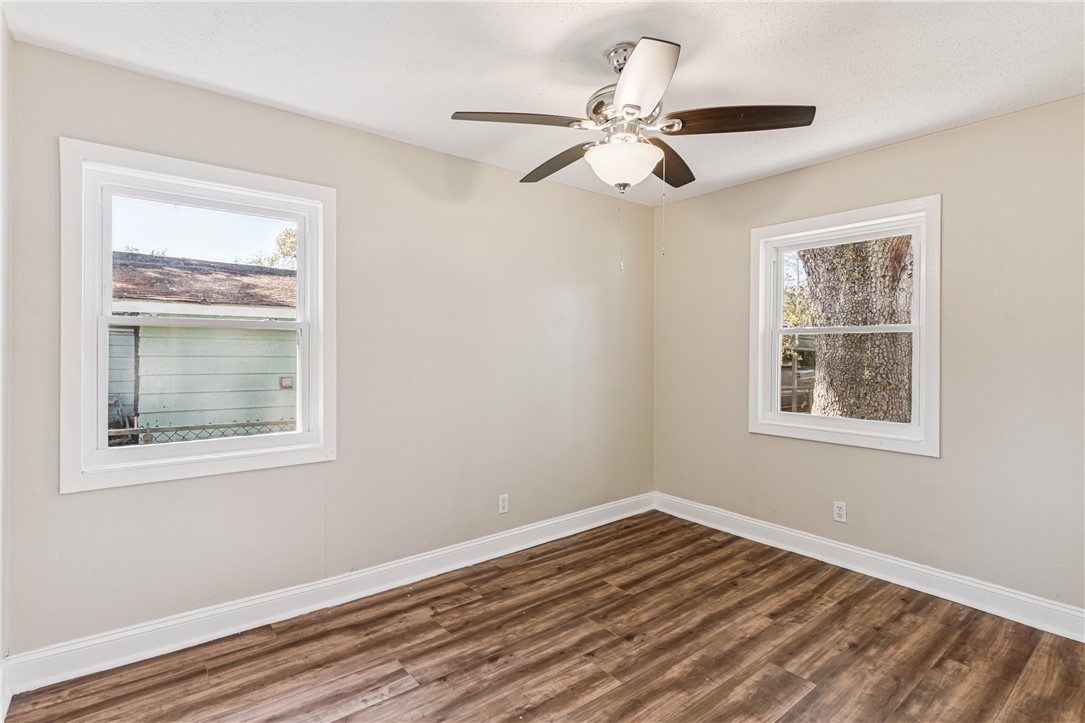 716 Gordon Street Brunswick, GA 31520 - Photo 13 of 17