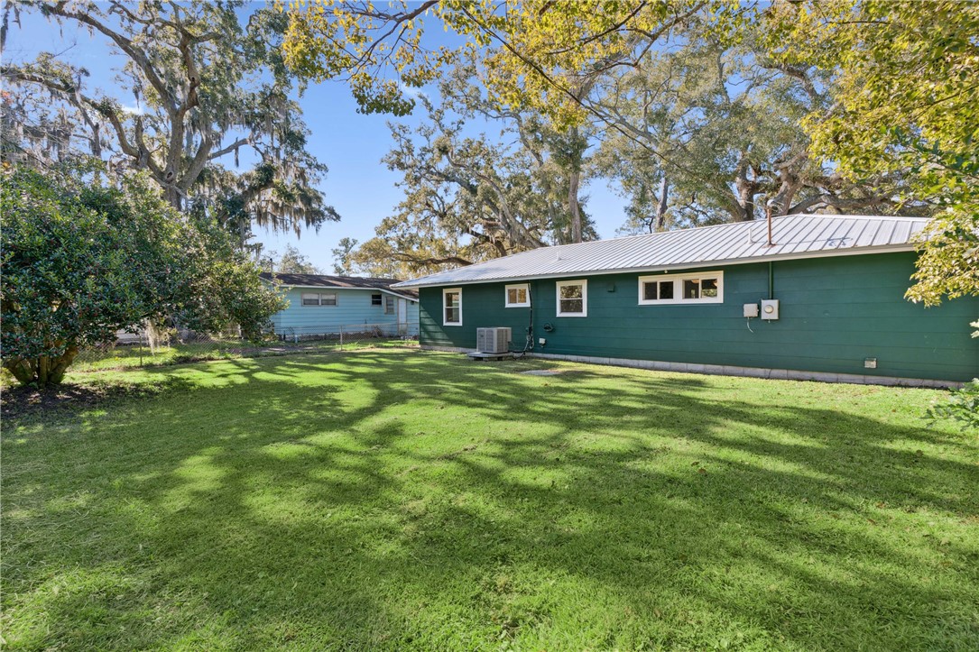 716 Gordon Street Brunswick, GA 31520 - Photo 16 of 17