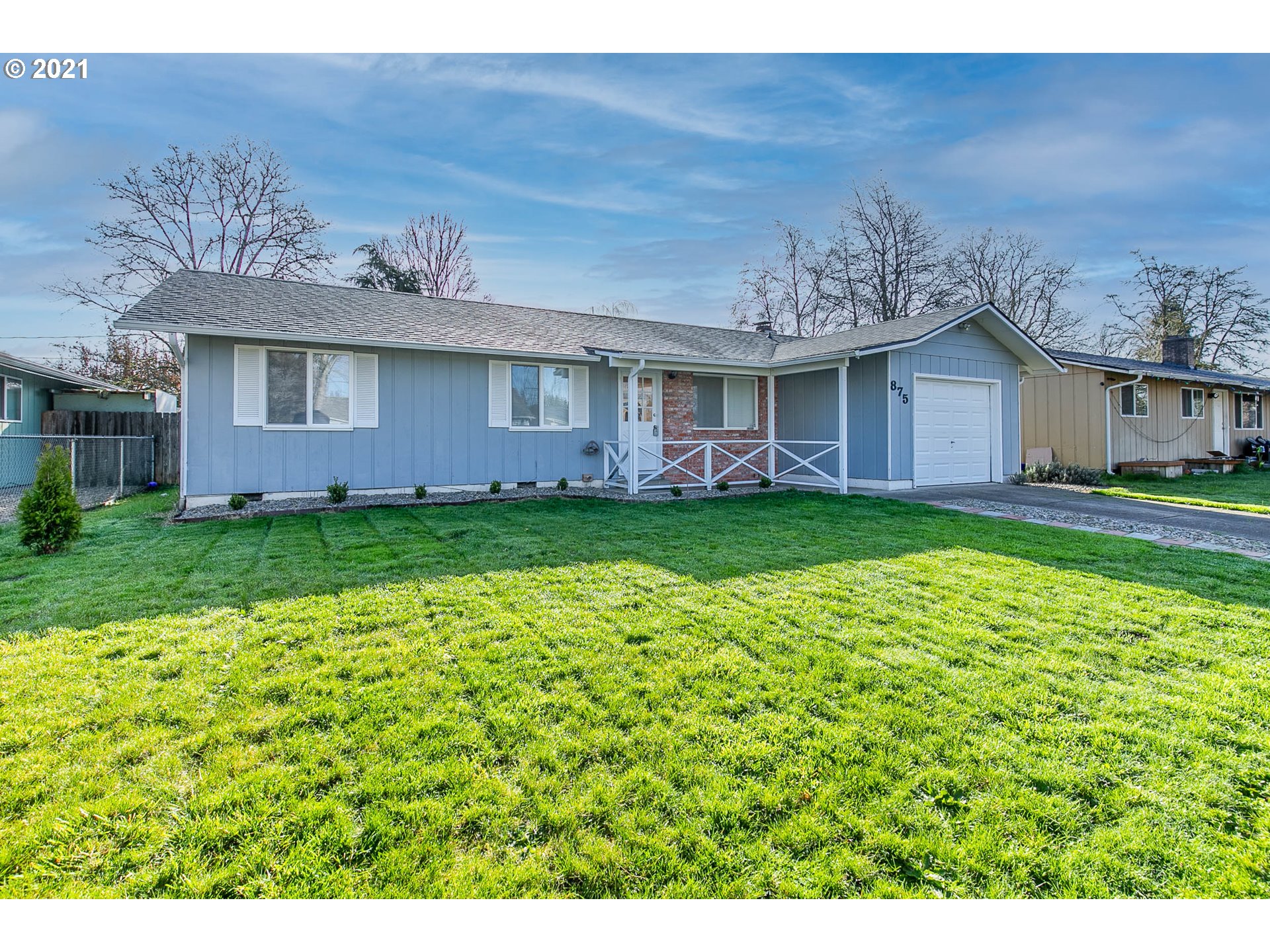 875 56th Street Springfield, OR 97478 - Photo 3 of 30