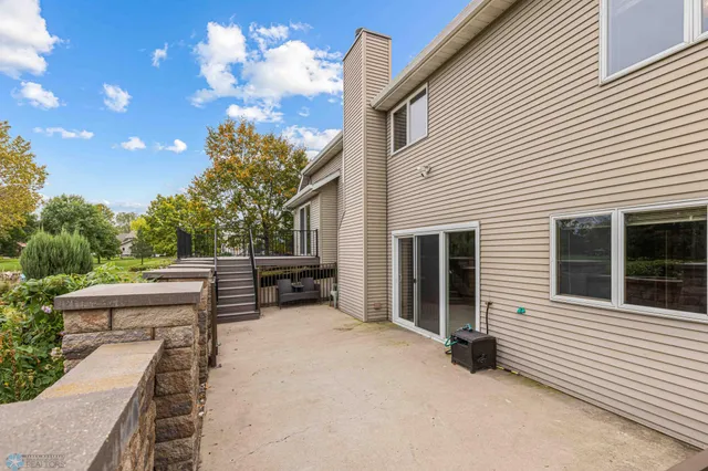 $520,000 | 2801 26th Avenue South, Fargo, ND 58103