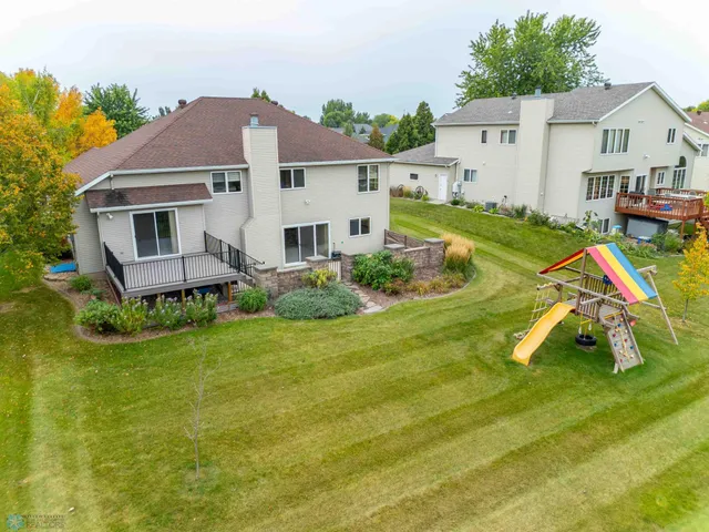 $520,000 | 2801 26th Avenue South, Fargo, ND 58103