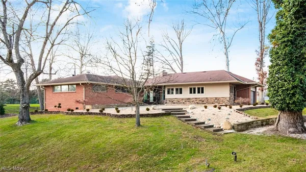 $599,900 | 2835 West Drive, Zanesville, OH 43701