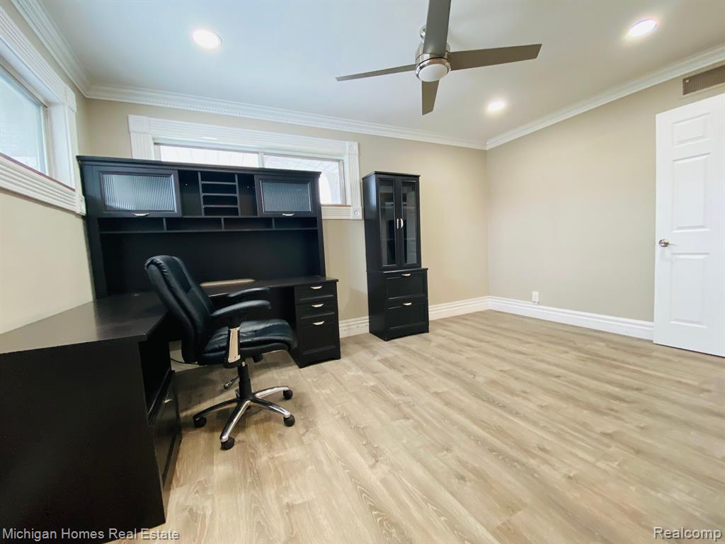 8089 North Holly Road Grand Blanc, MI 48439 - Photo 20 of 31