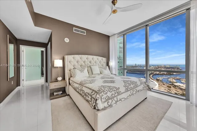 $1,650,000 | 851 Northeast 1st Avenue, Unit 3711, Miami, FL 33132