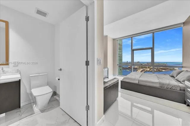 $1,650,000 | 851 Northeast 1st Avenue, Unit 3711, Miami, FL 33132