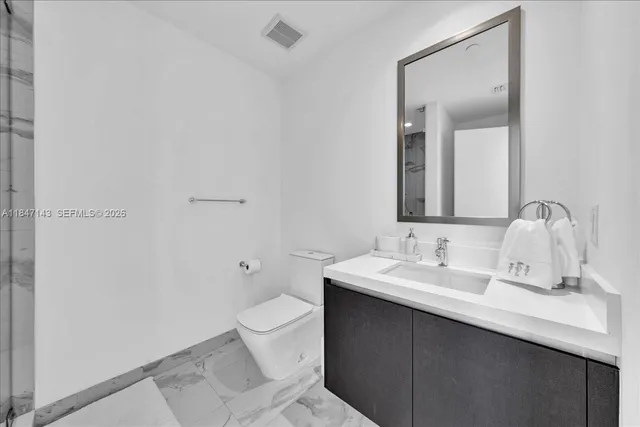 $1,650,000 | 851 Northeast 1st Avenue, Unit 3711, Miami, FL 33132