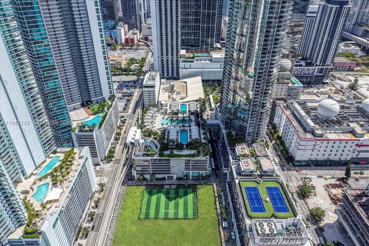 851 Northeast 1st Avenue, Unit 3711 Miami, FL 33132 - Photo 45 of 47