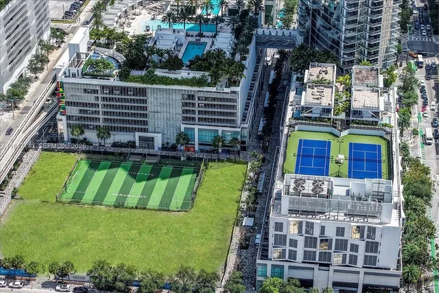 $1,650,000 | 851 Northeast 1st Avenue, Unit 3711, Miami, FL 33132