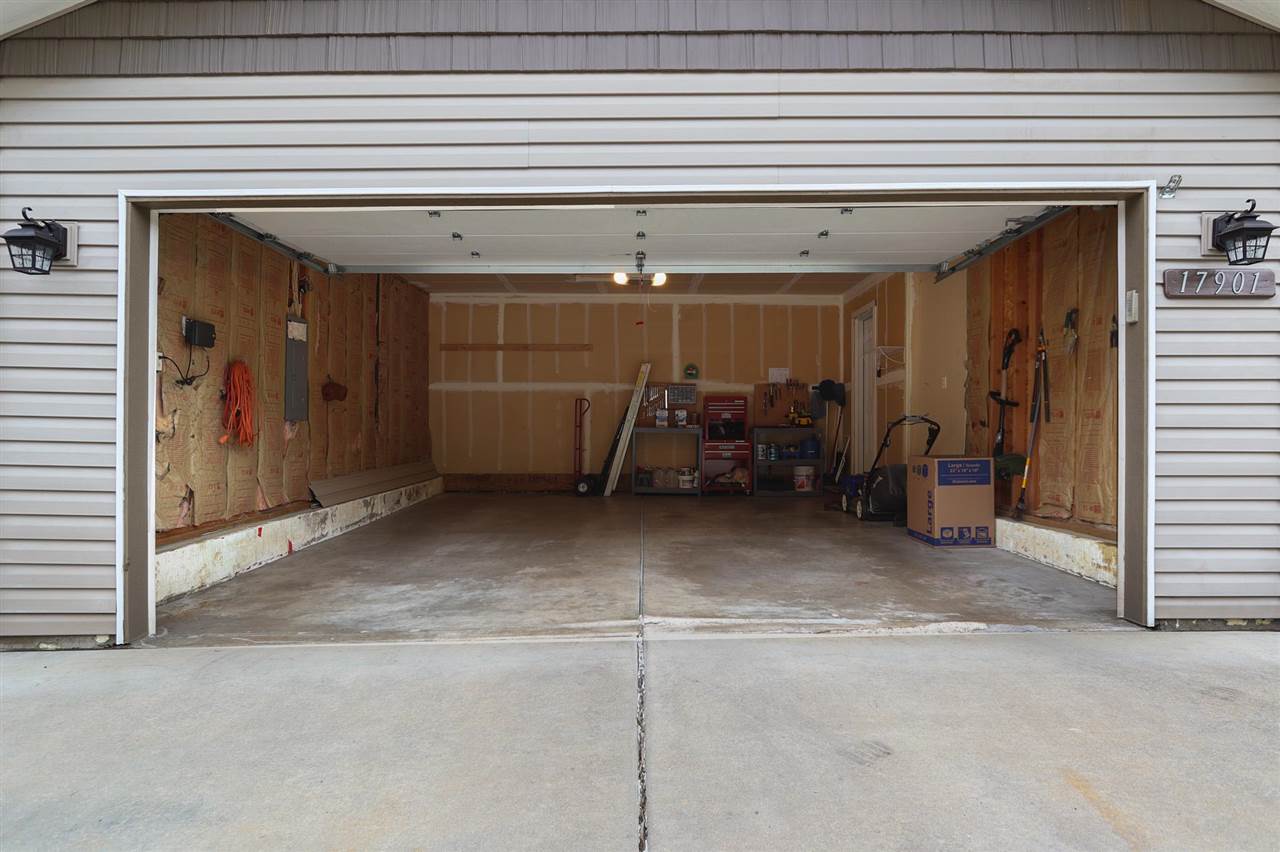17901 North Division Road Colbert, WA 99005 - Photo 4 of 20