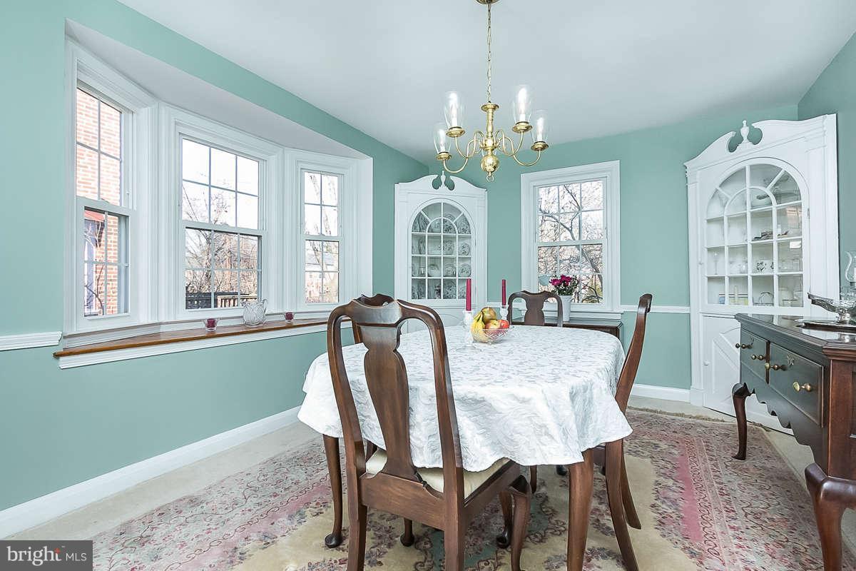 7113 Heathfield Road Baltimore, MD 21212 - Photo 6 of 25 Dining Room