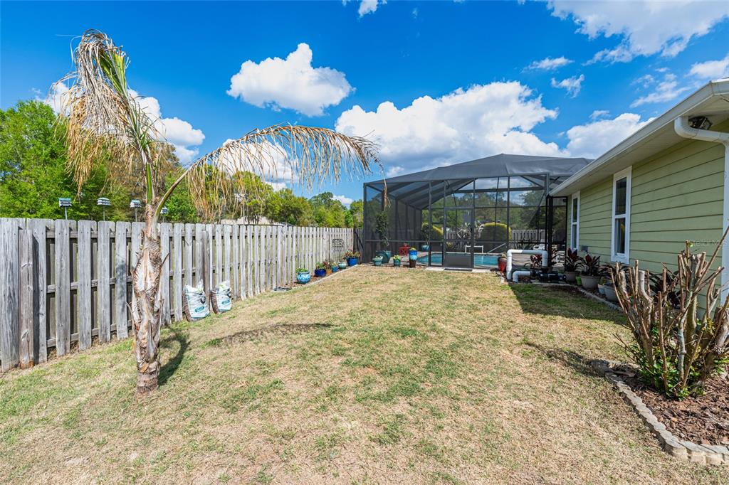 8420 Southwest 92nd Lane Gainesville, FL 32608 - Photo 38 of 46 a view of outdoor space and porch