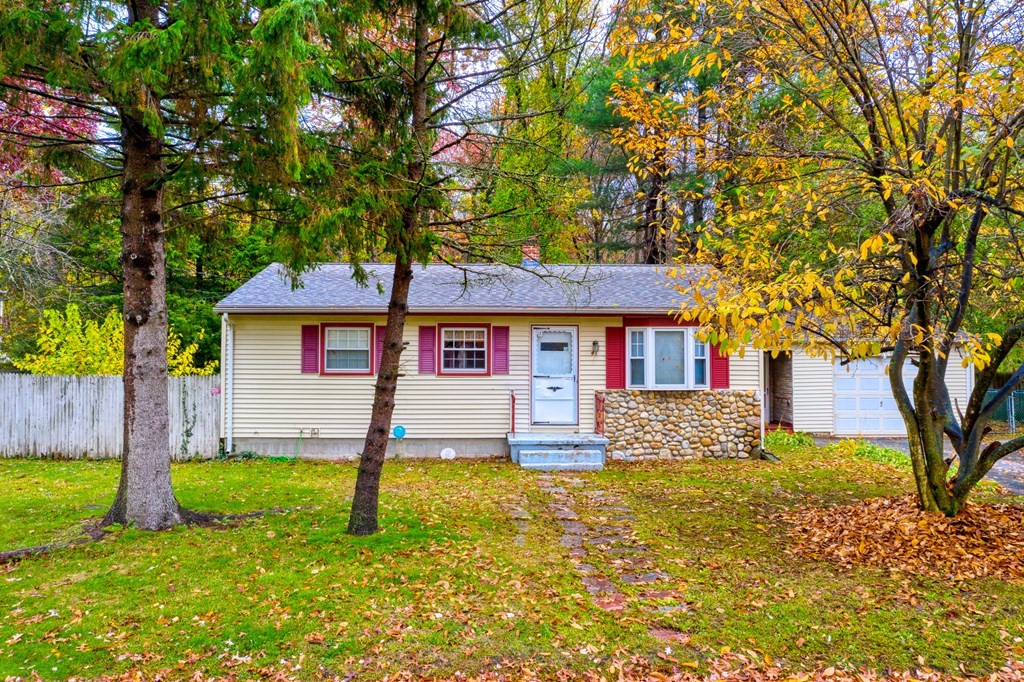41 Louis Road Springfield, MA 01118 - Photo 1 of 21 Gallery Image 1