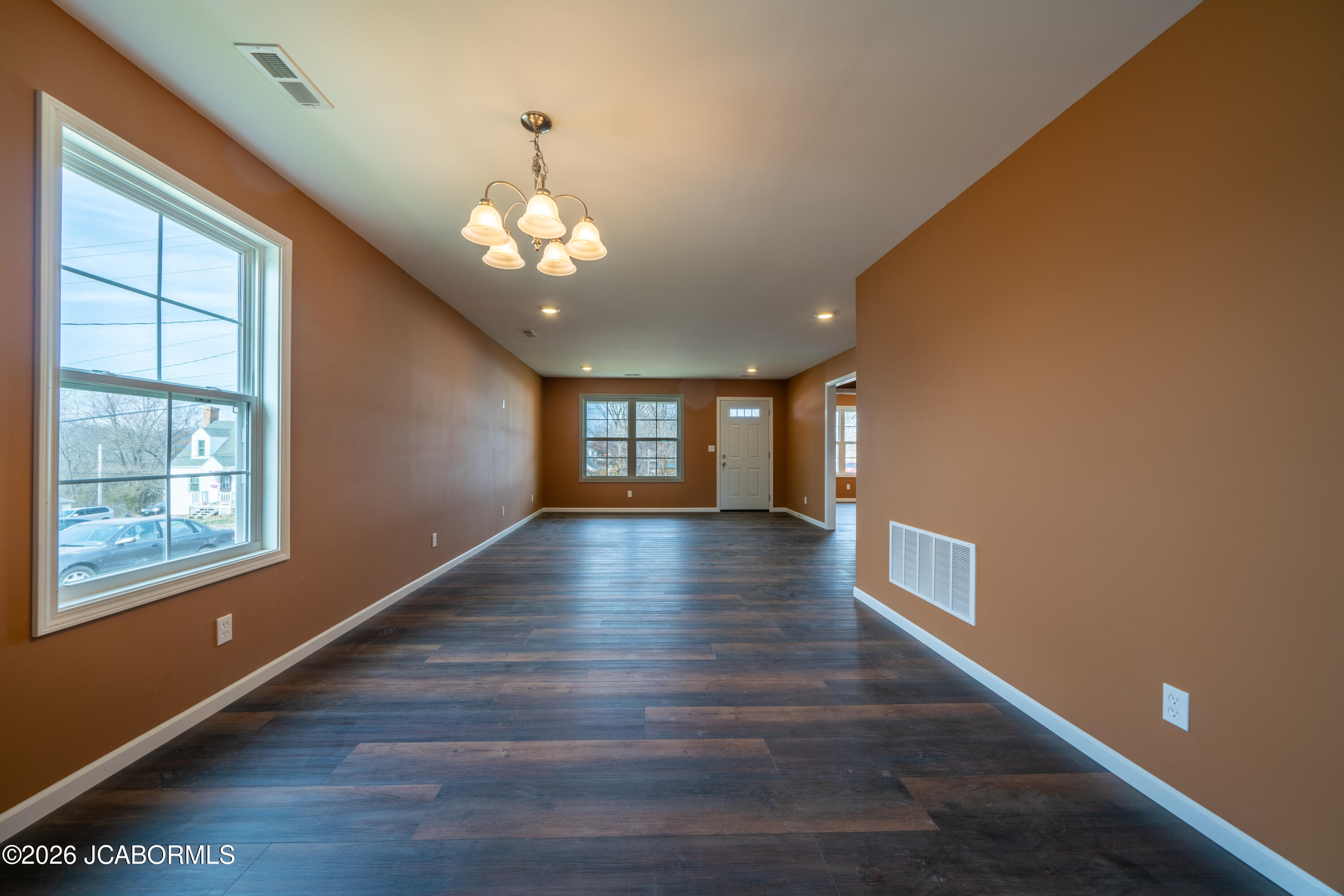 202 West Chestnut Street Fulton, MO 65251 - Photo 6 of 23 20260219-DSC04408-HDR