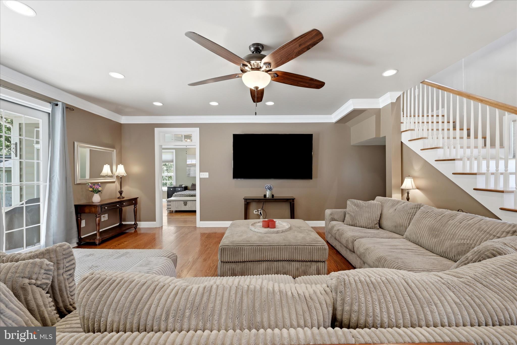 59 Howards Lane Boyce, VA 22620 - Photo 10 of 81 Living Room