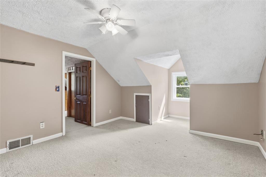 126 Davis Road Sewickley, PA 15143 - Photo 25 of 44 Upper Level