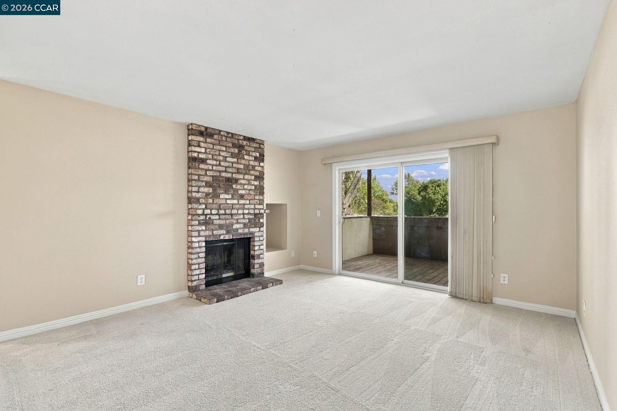 2055 Sierra Road, Unit 61 Concord, CA 94518 - Photo 5 of 26 Gallery Image 5