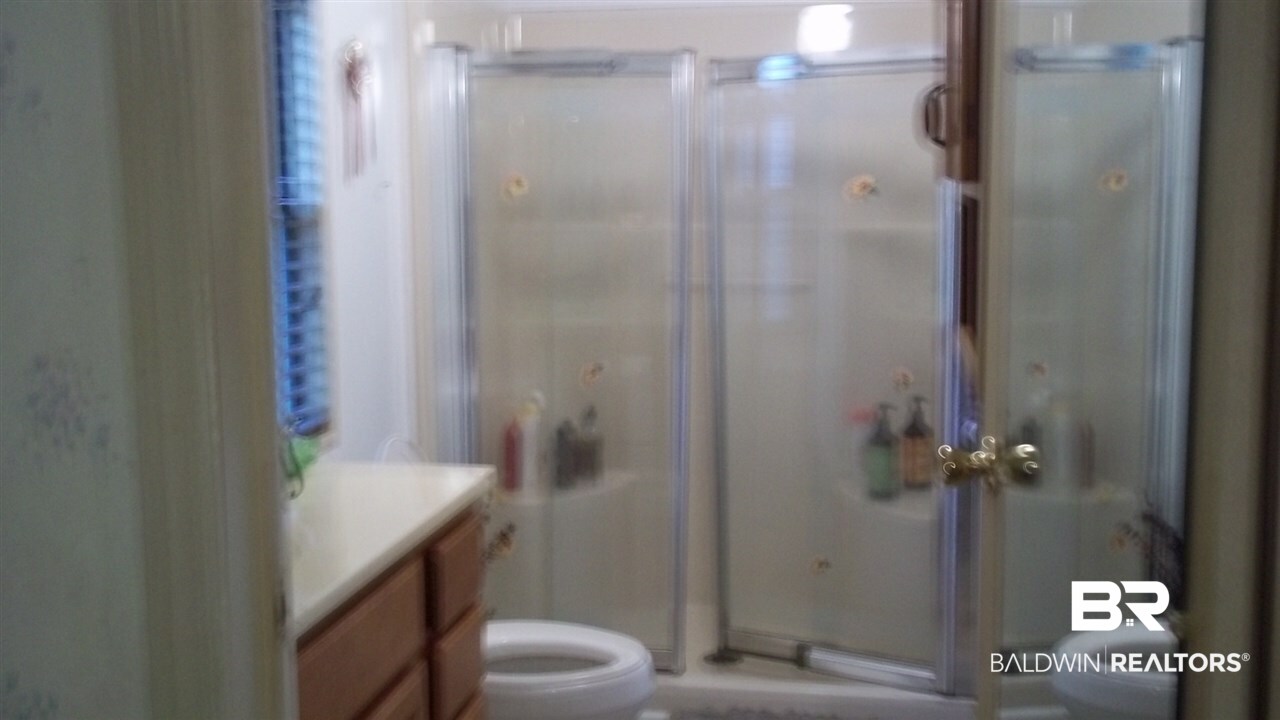 1651 Del Rey Drive Lillian, AL 36549 - Photo 9 of 12 master bath