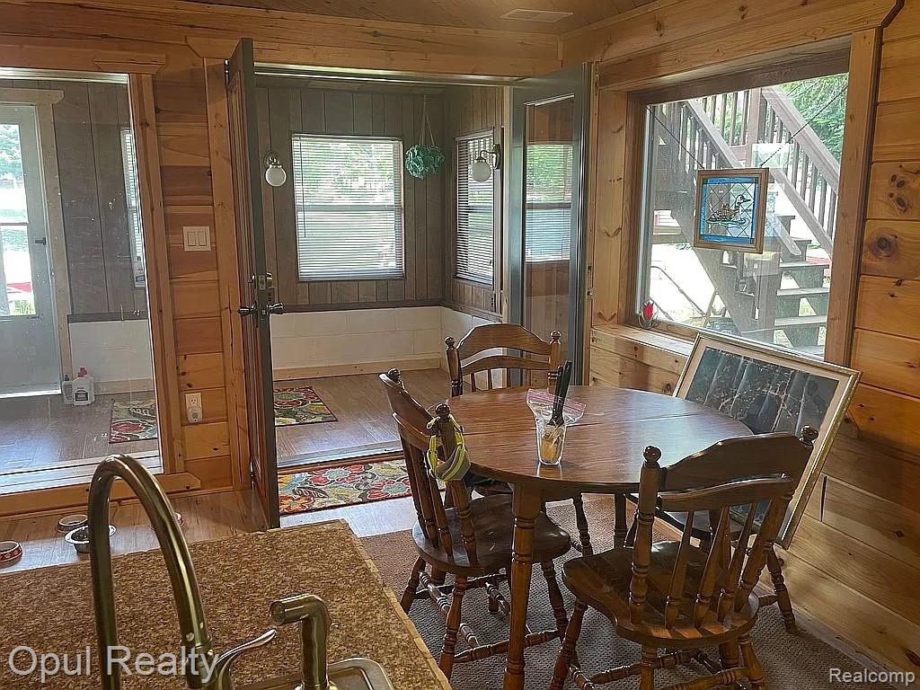 221 Bluegill Lake Road Harrison, MI 48625 - Photo 5 of 16