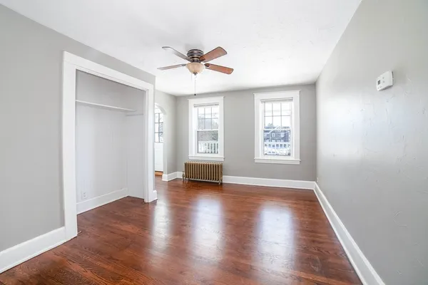 $2,300 | 5 Maple Avenue, Unit 2, North Oxford, MA 01537