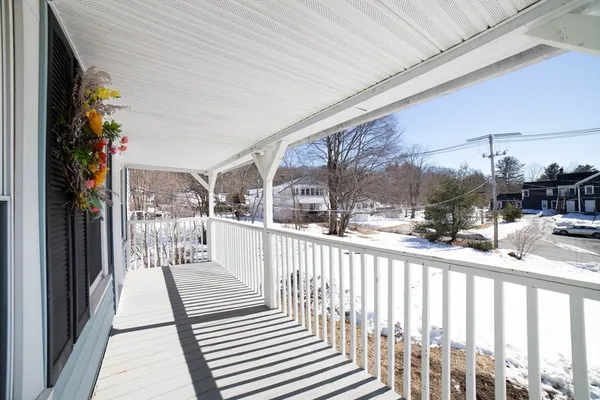 $2,300 | 5 Maple Avenue, Unit 2, North Oxford, MA 01537