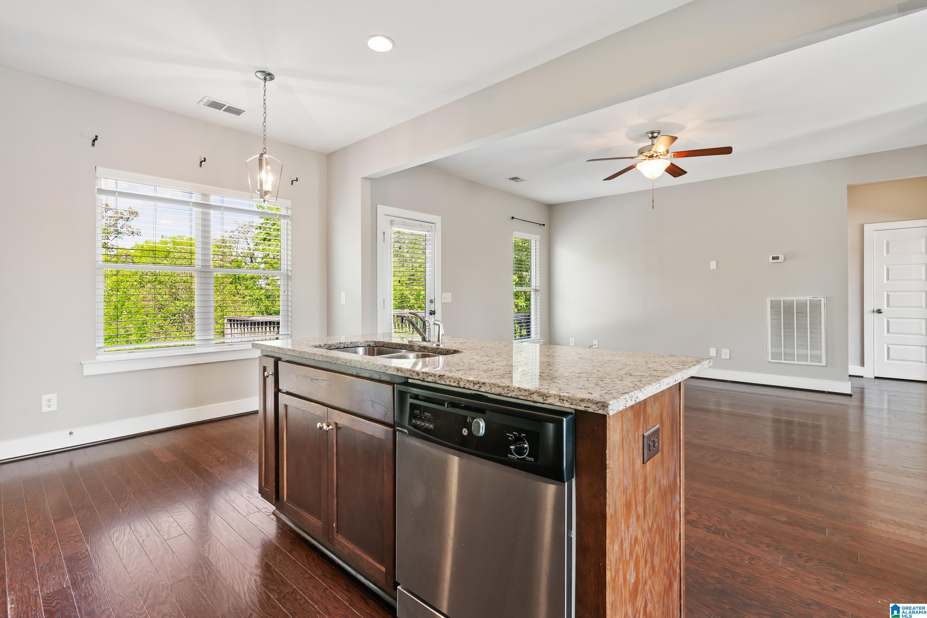 4341 Segars Cove Bessemer, AL 35022 - Photo 8 of 30