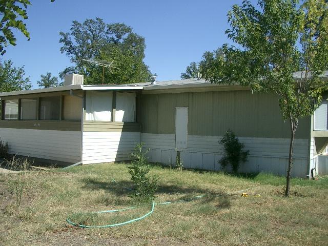 18595 Old Oasis Road Redding, CA 96003 - Photo 2 of 5 FRONT VIEW 2
